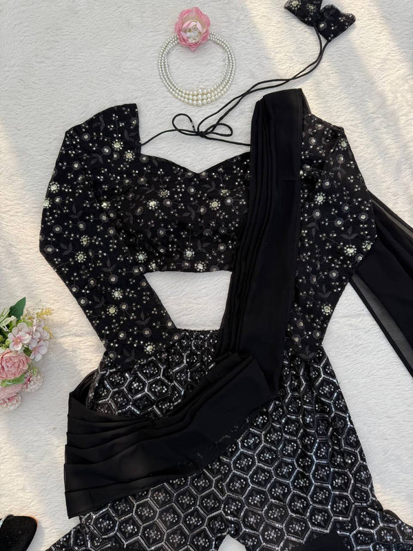 Black Georgette Sharara Set with Blouse - photo 7