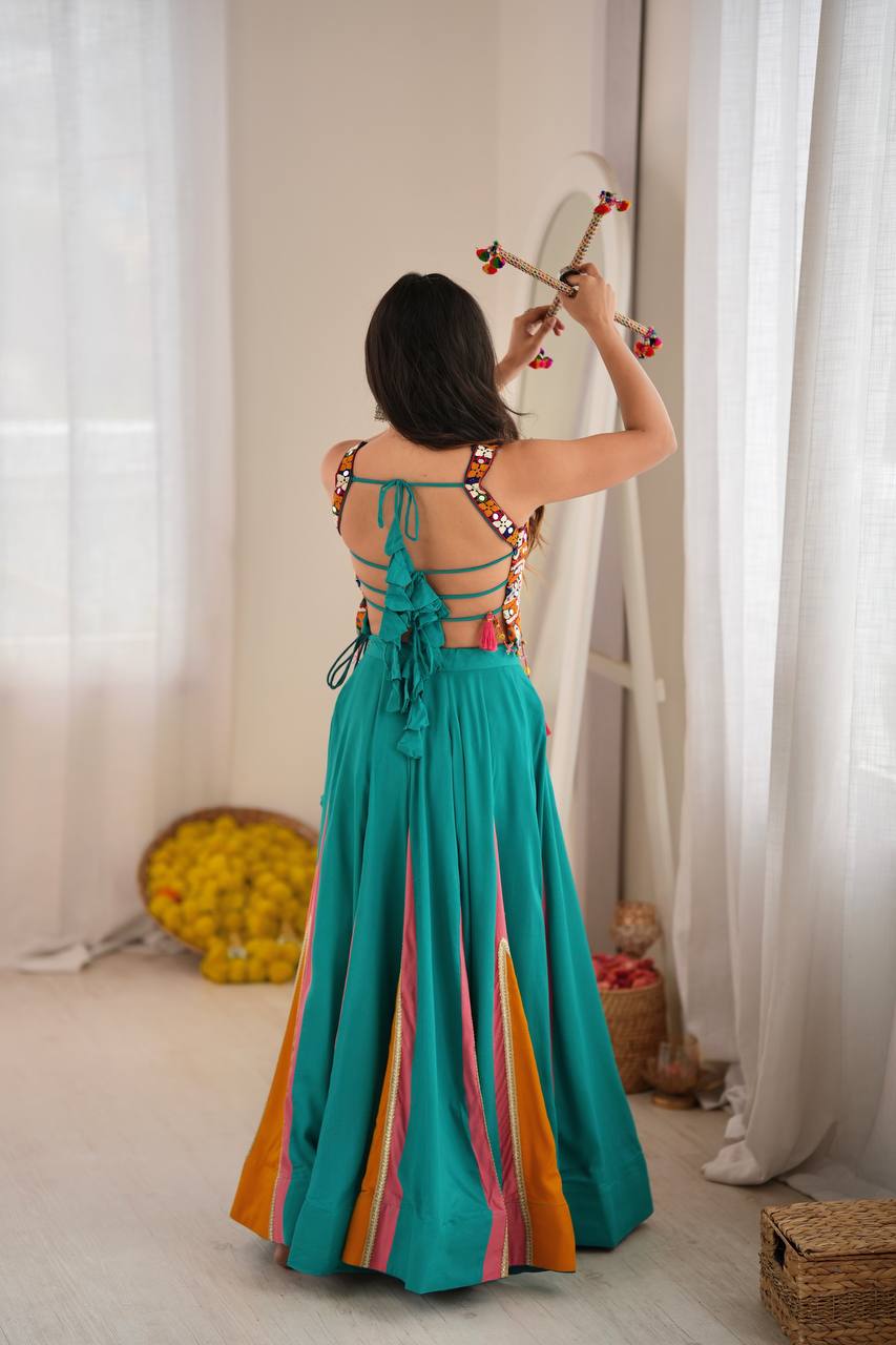 Peacock Green & Pink Lehenga Choli - photo 4