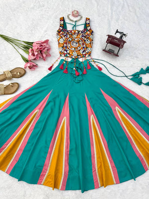 Peacock Green & Pink Lehenga Choli - photo 7