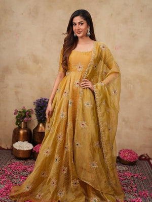 Salsa Silk Gown with Dupatta Set - photo 4